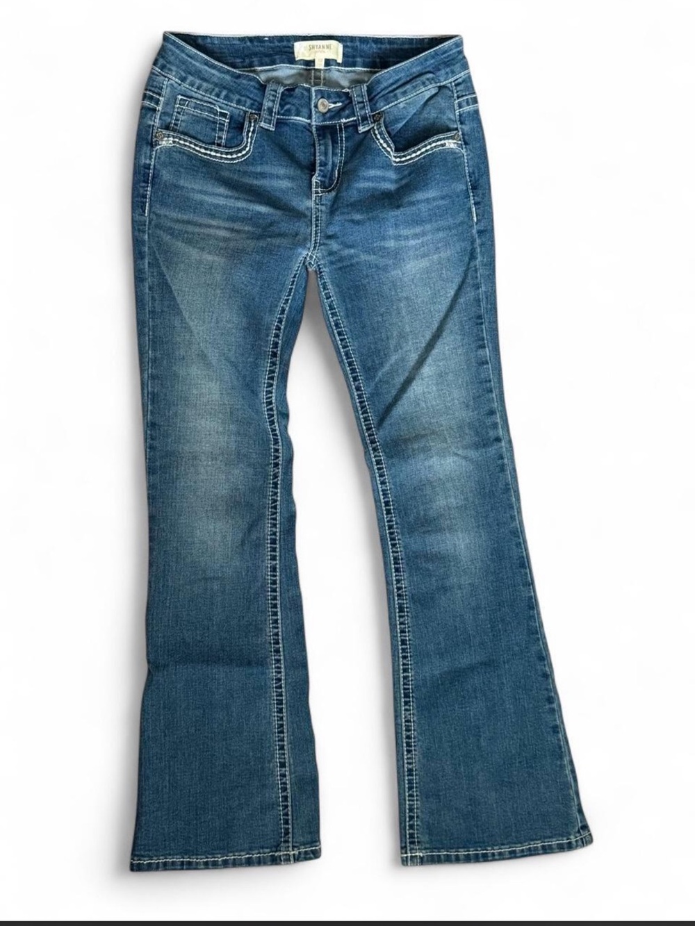 Shyanne blue bootcut jeans
Size 12 girls
